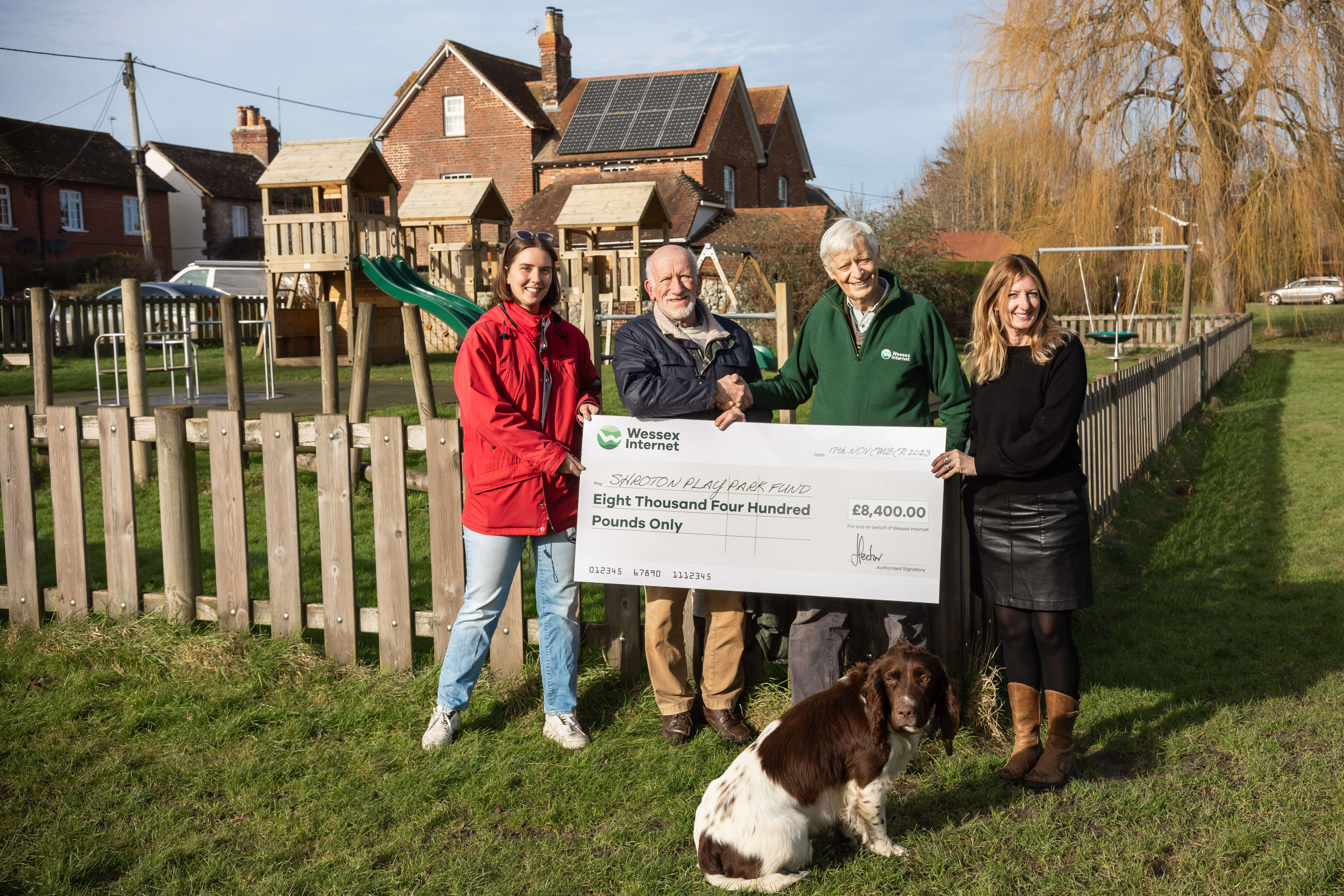 Giant cheque in front of Shroton playpark